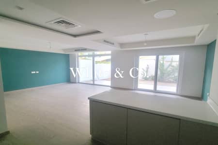 3 Bedroom Townhouse for Rent in DAMAC Hills 2 (Akoya by DAMAC), Dubai - 3 Storey TH | Open Plan | Back to Back
