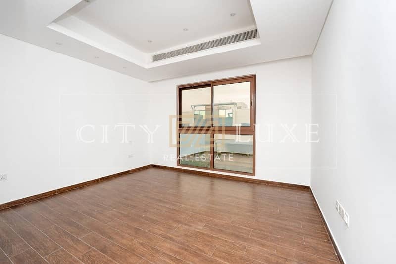 Exclusive | Single Row | Motivated Seller| Vacant