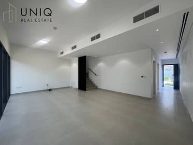 تاون هاوس 3 غرف نوم للايجار في مدينة تلال، الشارقة - Living Room. jpg