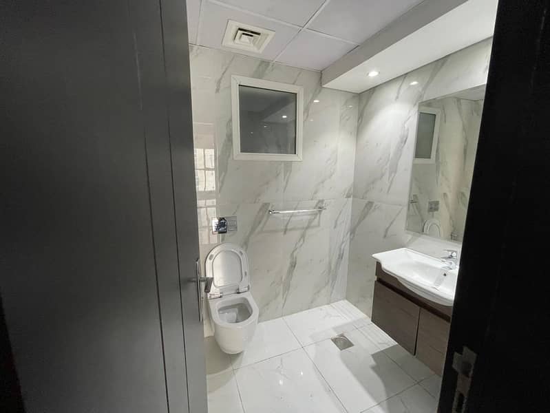 22 IMG-20250702-WA1389. jpg