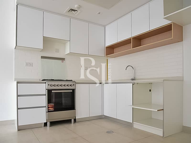 8 the-bridges-shams-abu-dhabi-al-reem-island-kitchen. JPG