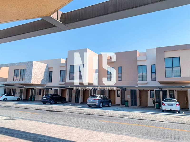 Elegant 3BR+S / Brand New / single row