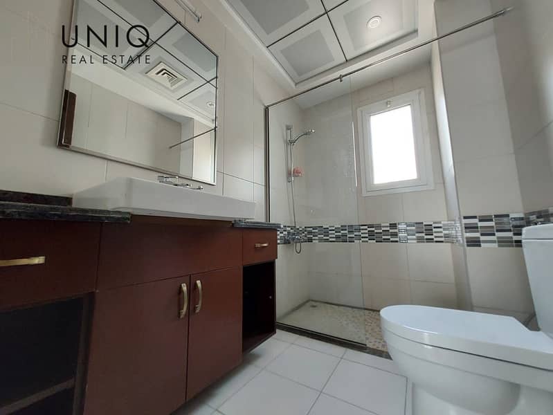 13 Bathroom 1. jpeg