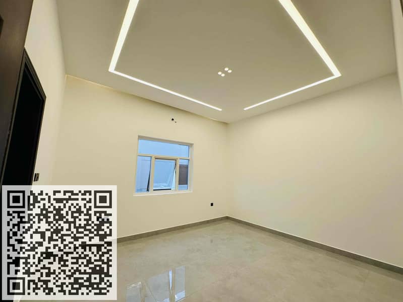 12 b7ced64c-c9fb-4919-b1b1-75c350c9fcb1. jpg