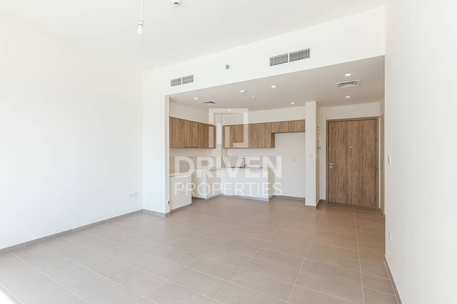 Community View | Spacious Layout | Vacant Apt