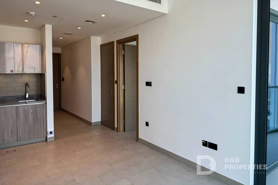 Well Maintained | Vacant | Community View Well Maintained | Vacant | Community View