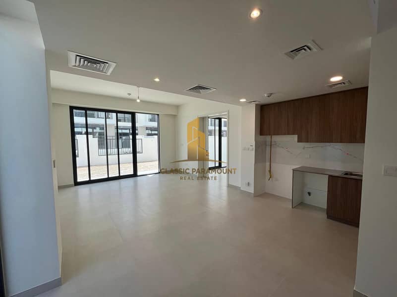 位于城市广场,马哈联排别墅 4 卧室的联排别墅 225000 AED - 12120491 位于城市广场,马哈联排别墅 4 卧室的联排别墅 225000 AED - 12120491