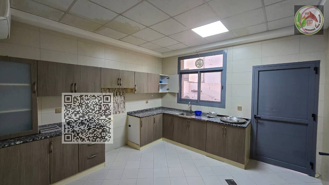 10 b1a10748-36df-42f4-b063-356374269c79. jpg