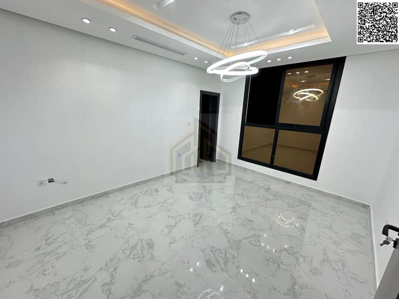 13 batch_a5aed349-79de-4608-9116-704a052e2b79. jpg