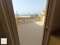 غرفه وصاله اطلاله البحر والواين كازينو