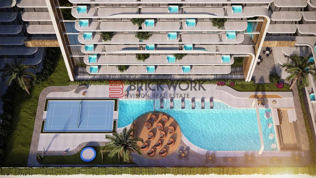 8 swimming pool 1. jpg