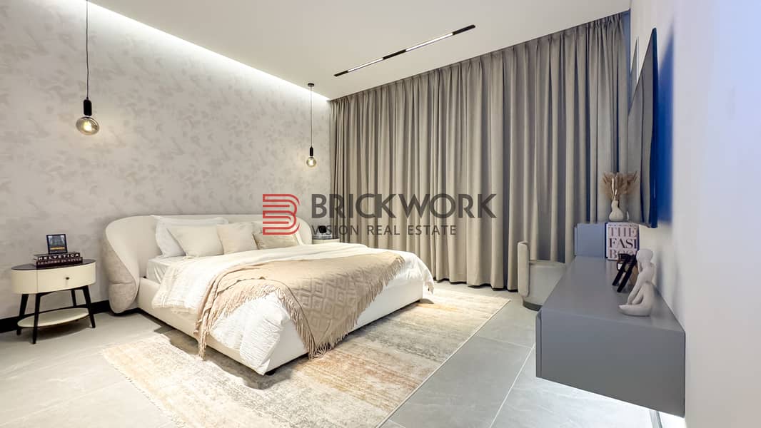 4 Copy of bedroom . jpg