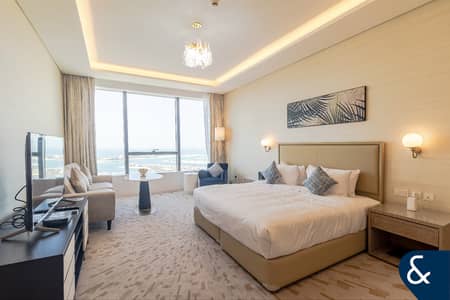 Studio for Rent in Palm Jumeirah, Dubai - Palm Tower Studio | Palm Views | Furnished