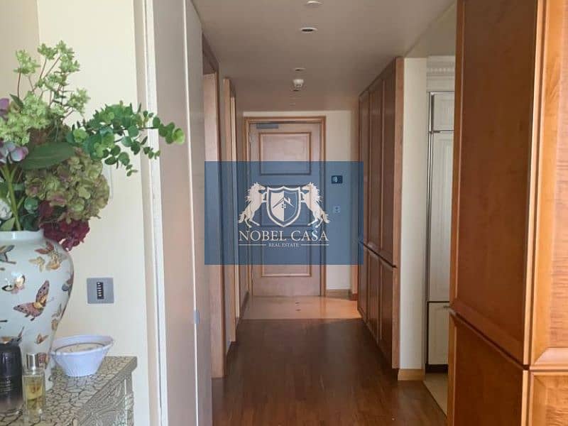 5 Lobby (1). jpg
