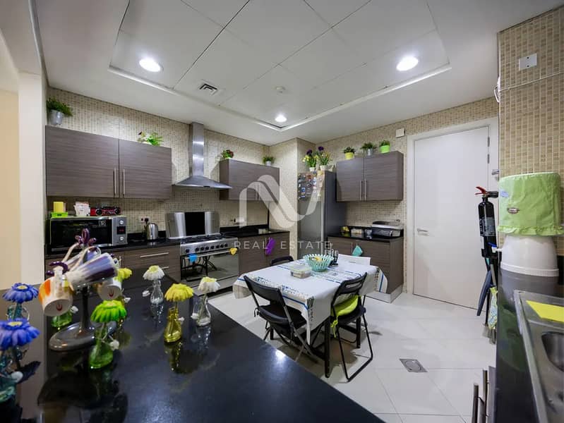 8 Al Bateen Park Villas_0015_expand 8. jpg