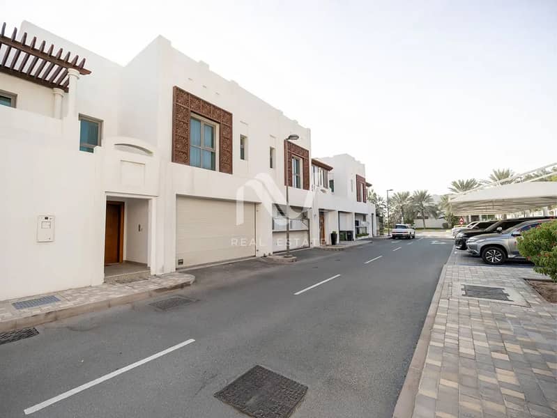 20 Al Bateen Park Villas_0002_expand 21. jpg