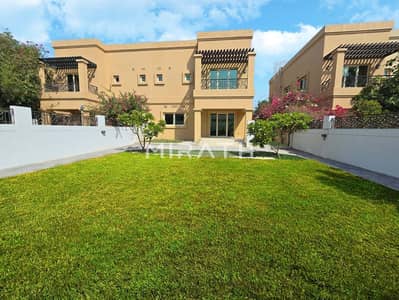 فیلا 4 غرف نوم للايجار في جميرا، دبي - IMG-20250702-WA0054. jpg