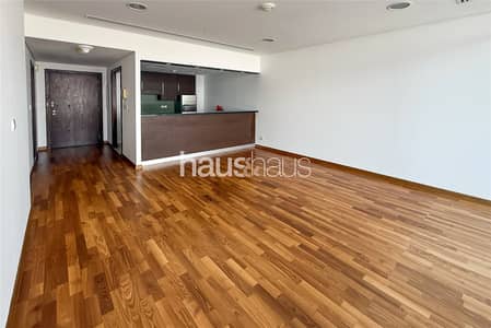 1 Bedroom Flat for Rent in DIFC, Dubai - Unfurnished | Burj View | Bright and Spacious |
