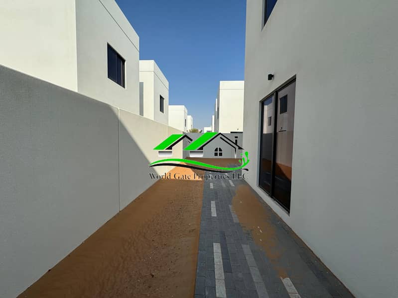 2 N. Viva 4BR (V-184) (11). jpeg
