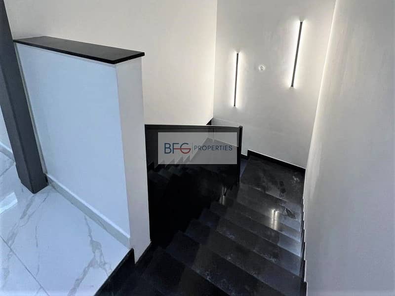 24 VILLA (22). jpg