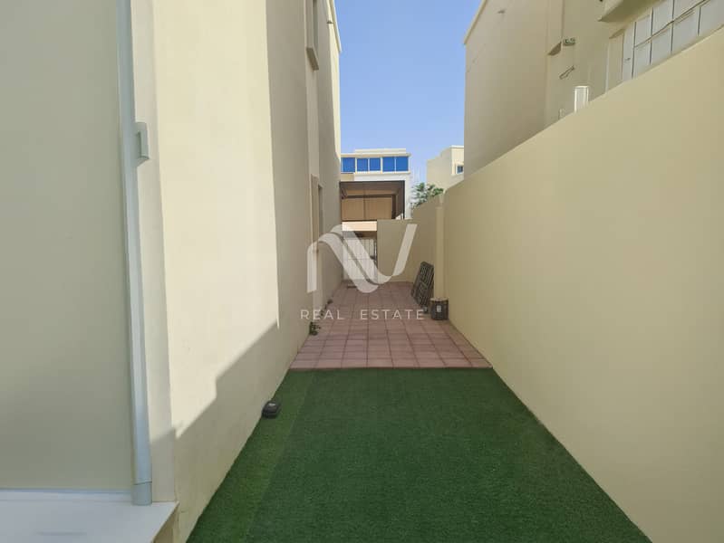 26 Arabian Style Al Reef Villas _0005_expand 6. jpg