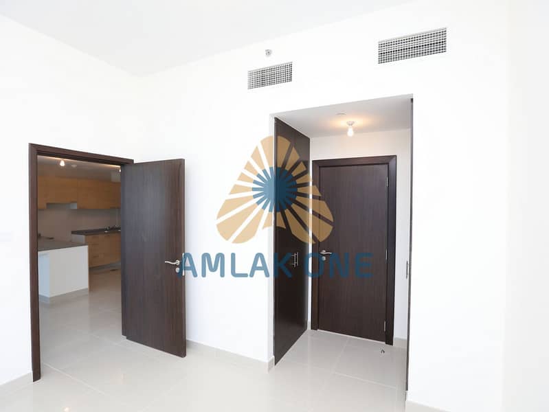 6 4R1A8993. JPG