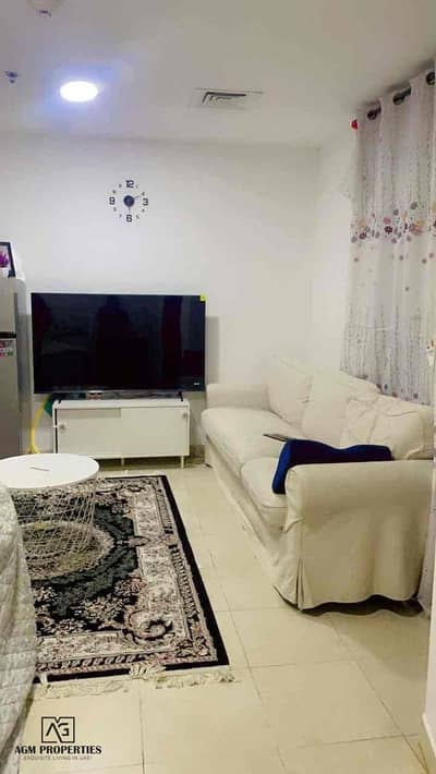 Studio for Rent in International City, Dubai - 7cc35a8c-9f2a-40dc-9d2a-977f184eb99e. jpg