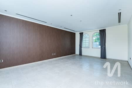 3 Bedroom Villa for Rent in Jumeirah Park, Dubai - Facing Community Park | Extended | Vacant Now