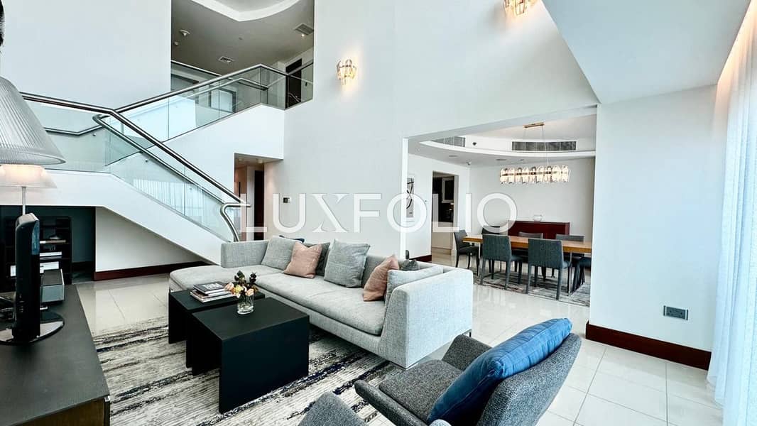 Available Sept. | Upgraded | Duplex | Fully Furnished Available Sept. | Upgraded | Duplex | Fully Furnished