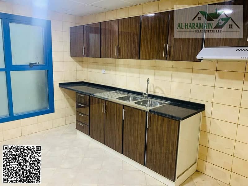 2 292ab4b7-7411-4515-aefa-5d7dcf1d445b. jpg