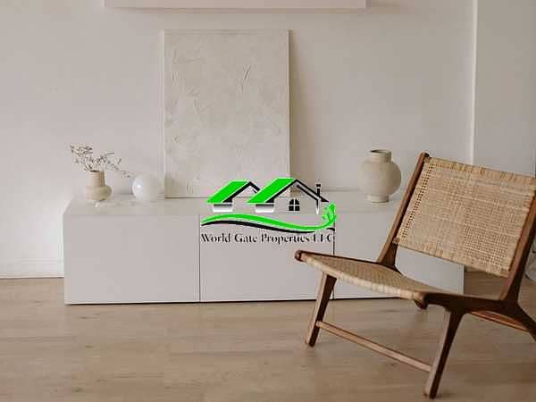 8 AHNuu7okCwzk5llRt21s1JIv3sAx5zXEQT8H5HNJ. jpg