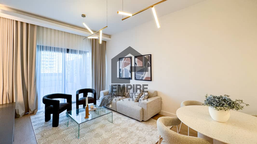 6 1751455731-living-area-1. jpg