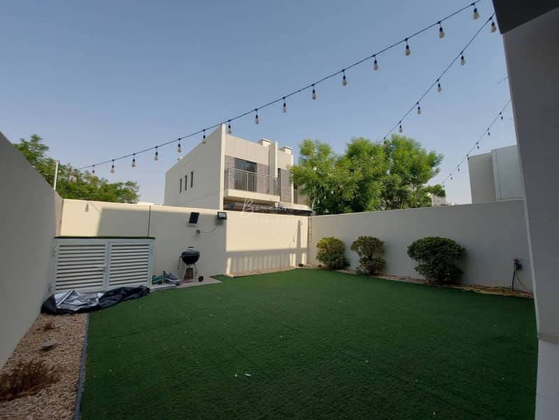 Near Pool and Exit | Unfurnished |Well Maintained