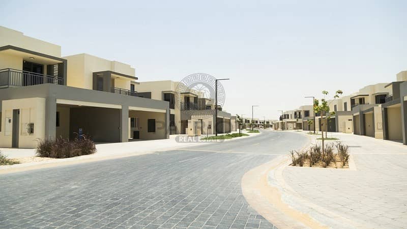 MAPLE 1/ 3 BEDROOM+MAID/ ONLY 2 MILLION DIRHAMS/FOR SALE