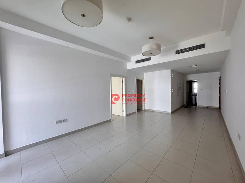 Well Maintained 1BHK I Unfurnished I With Balcony