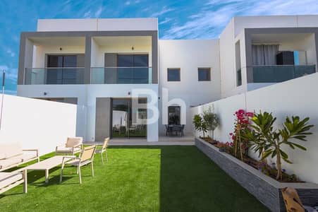 2 Bedroom Townhouse for Rent in Yas Island, Abu Dhabi - Available Soon | Single Row | Close To Amenities