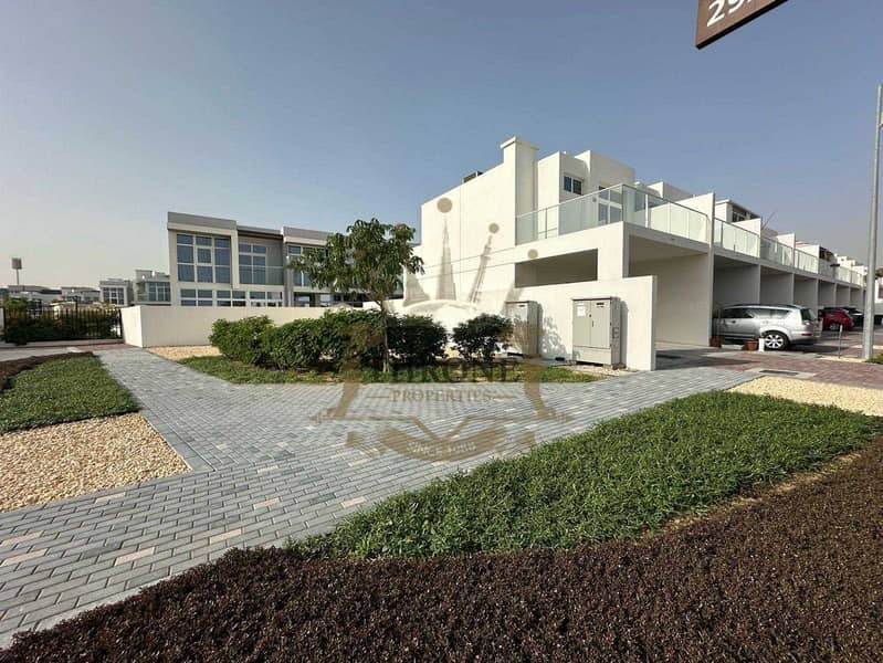 End Corner Unit | Invester Deal | Spacious Layout