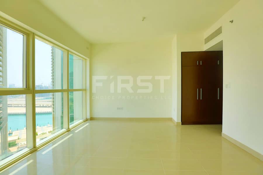 8 Internal Photo of 2 Bedroom Apartment in Burooj Views Marina Square Al Reem Island Abu Dhabi UAE (10). jpg