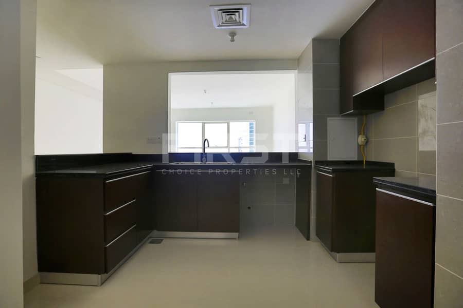 9 Internal Photo of 2 Bedroom Apartment in Burooj Views Marina Square Al Reem Island Abu Dhabi UAE (2). jpg