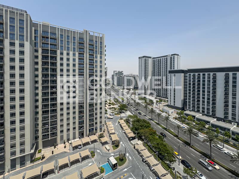 High Floor | Boulevard View | Well Maintained High Floor | Boulevard View | Well Maintained