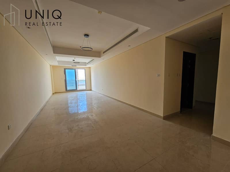 4 Living Area . jpeg