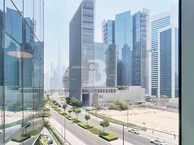 مکتب  للايجار في الخليج التجاري، دبي - مکتب في برج بارك لين،الخليج التجاري 220000 درهم - 12127401