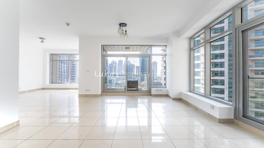 Spacious | Full Marina View | Move In Now Spacious | Full Marina View | Move In Now