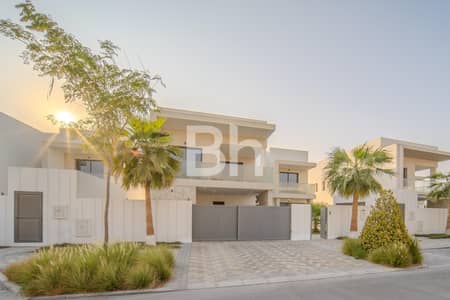 4 Bedroom Villa for Sale in Yas Island, Abu Dhabi - Standalone | With Drivers Room | Make It Yours
