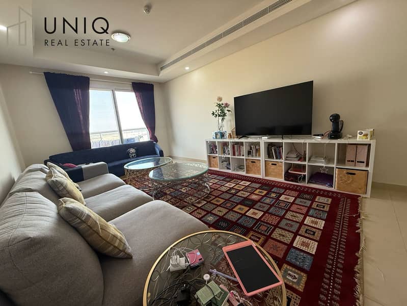 4 Living Area 4. jpeg