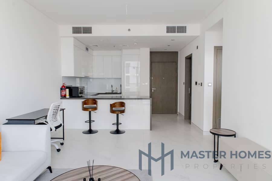 8 Residence 5-9. jpg