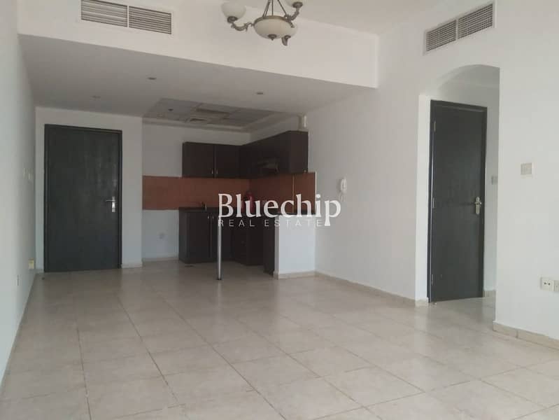 Unfurnished | Near to Shop | Well Maintained Unfurnished | Near to Shop | Well Maintained