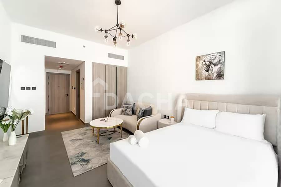 FULLY FURNISHED | LUXURY | TURNKEY