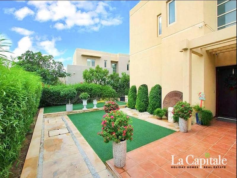 5 Bedroom | Standalone | Vacant | Beautiful Garden 5 Bedroom | Standalone | Vacant | Beautiful Garden