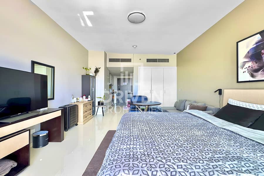 Vacant | Multiple Cheques | Fully Furnished Vacant | Multiple Cheques | Fully Furnished
